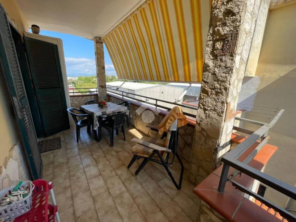 Appartamento a Marano di napoli in VIE EUGENIO MONTALE, 2 - Foto 2