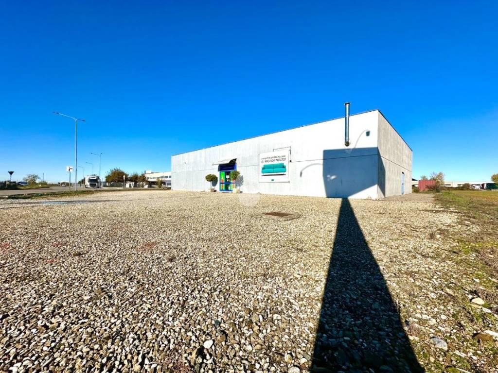 Immobile a Pozzolo formigaro in Via Industria - Foto 2