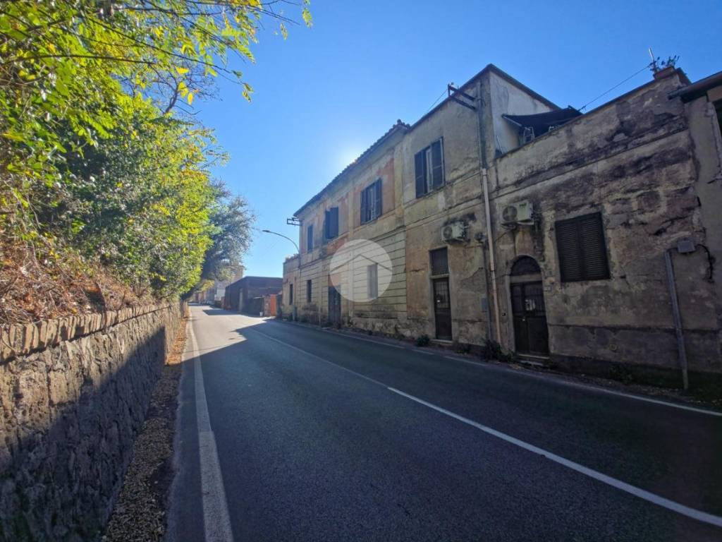 Appartamento a Tivoli in Via Valeria, 8 - Foto 2