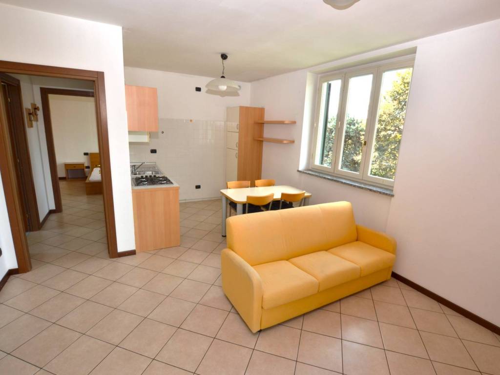 Appartamento a Merate in Viale Giuseppe Verdi, 27 - Foto 3