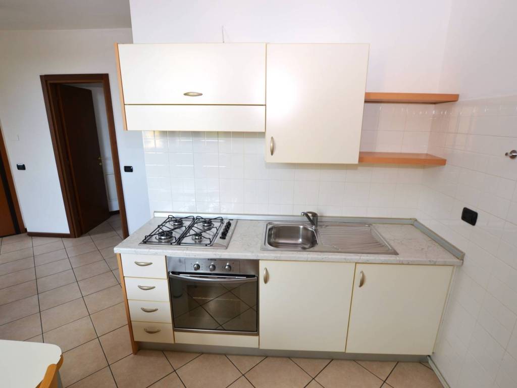 Appartamento a Merate in Viale Giuseppe Verdi, 27 - Foto 5