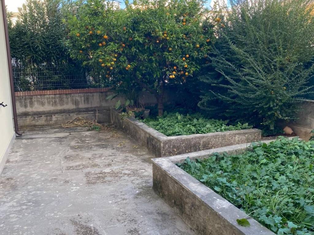 Villa a Cisterna di latina in Via Charles Darwin - Foto 5
