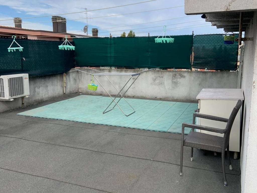 Appartamento a Pesaro in Via Antonio Stoppani - Foto 2