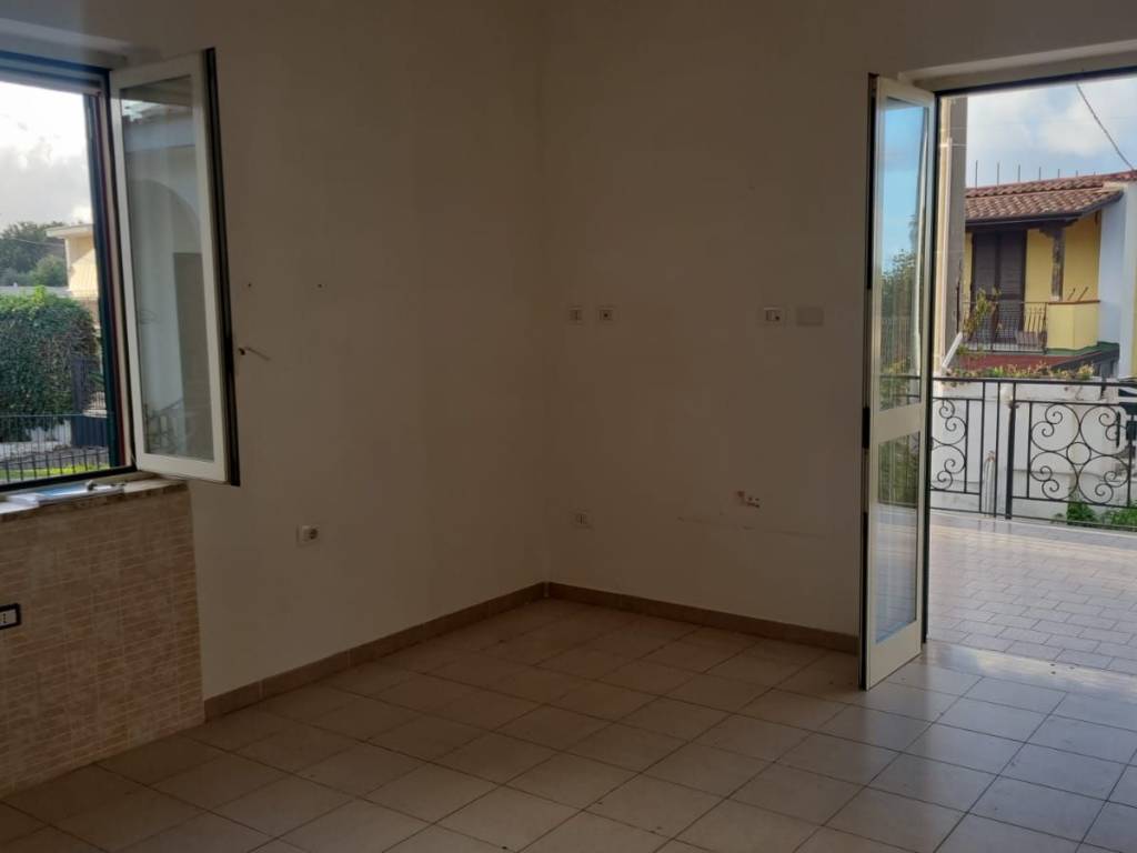 Appartamento a Bacoli in Via Torre di Cappella - Foto 2