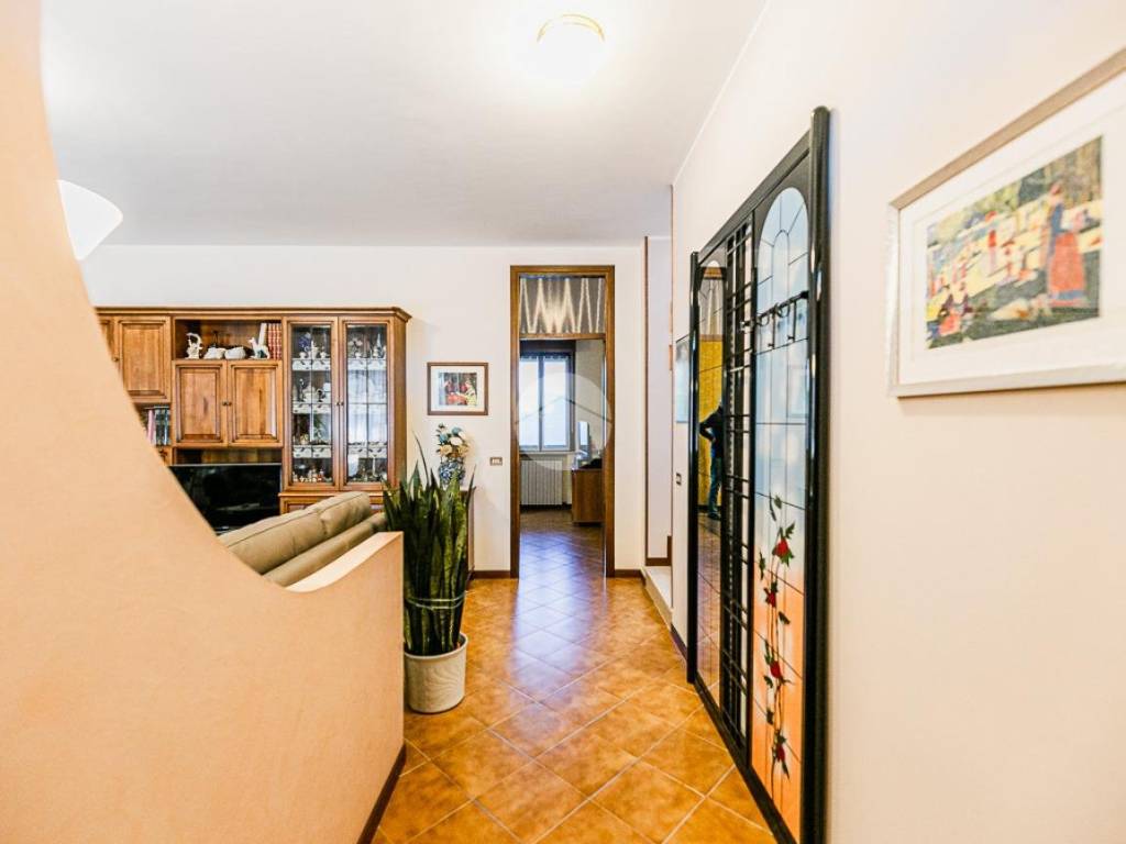 Villa a Villafranca di verona in Via Caluri, 36 - Foto 2