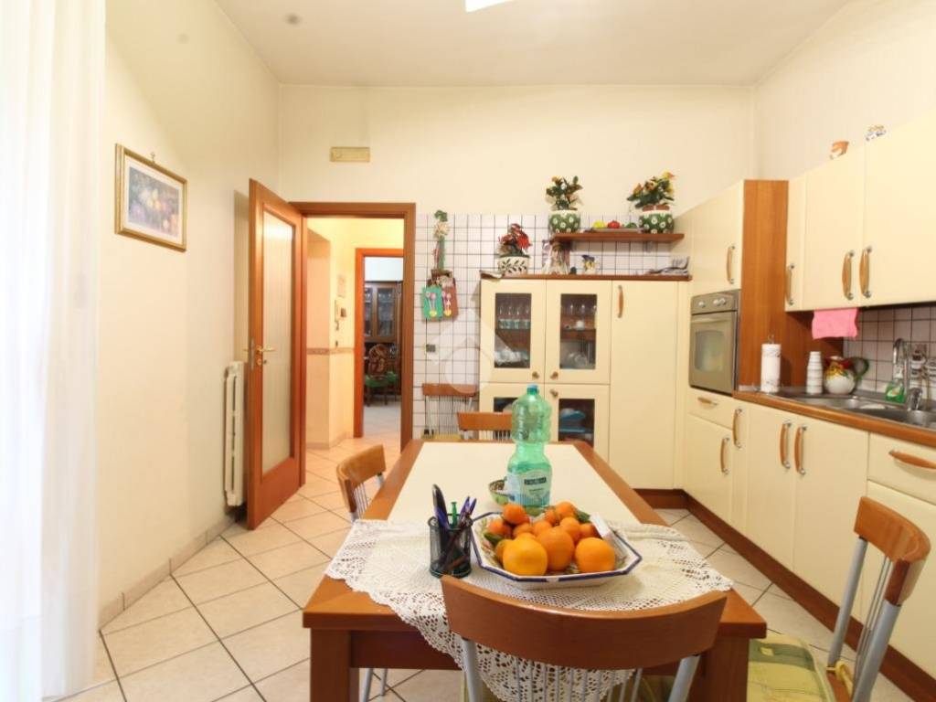 Appartamento a San nicola la strada in Via Luigi Einaudi, 54 - Foto 4