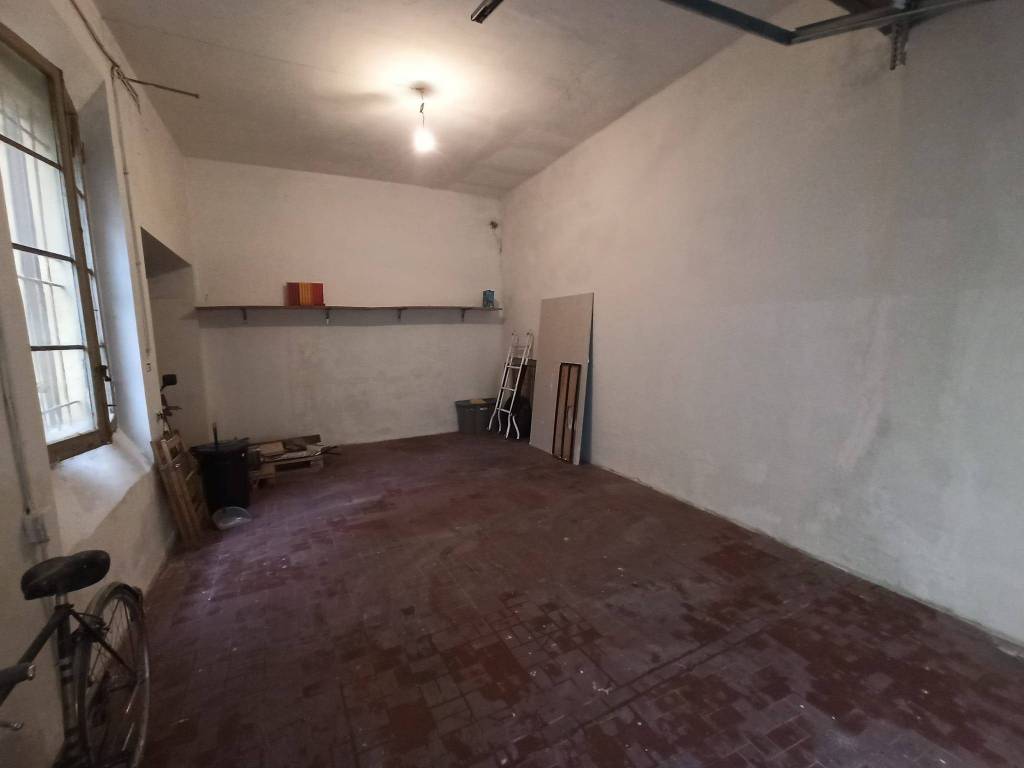 Box / garage a Bologna in Vicolo Santa Lucia - Foto 3