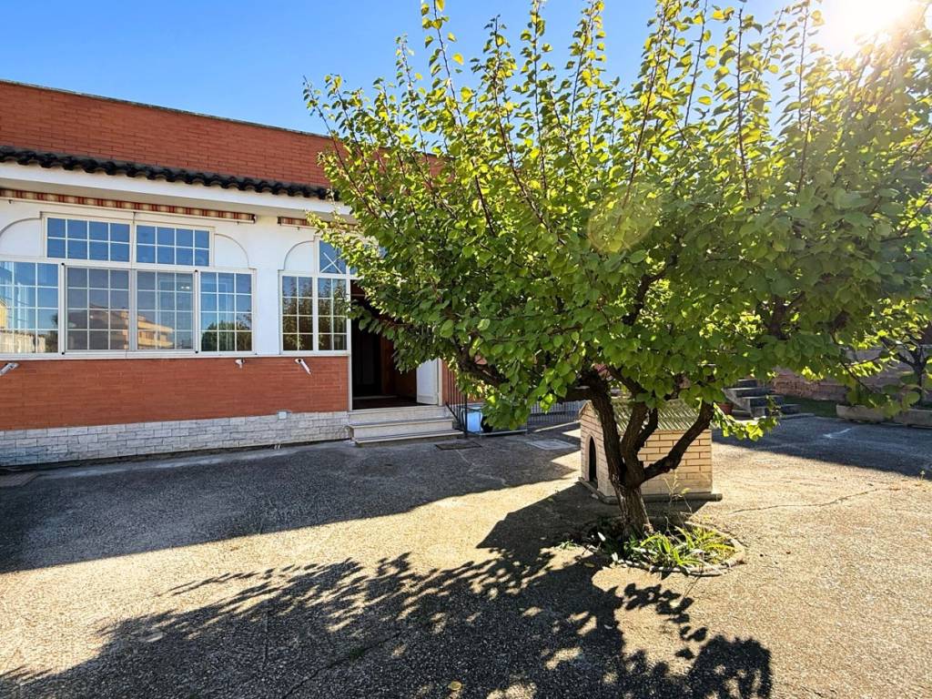 Villa a Ardea in Via Gubbio - Foto 3