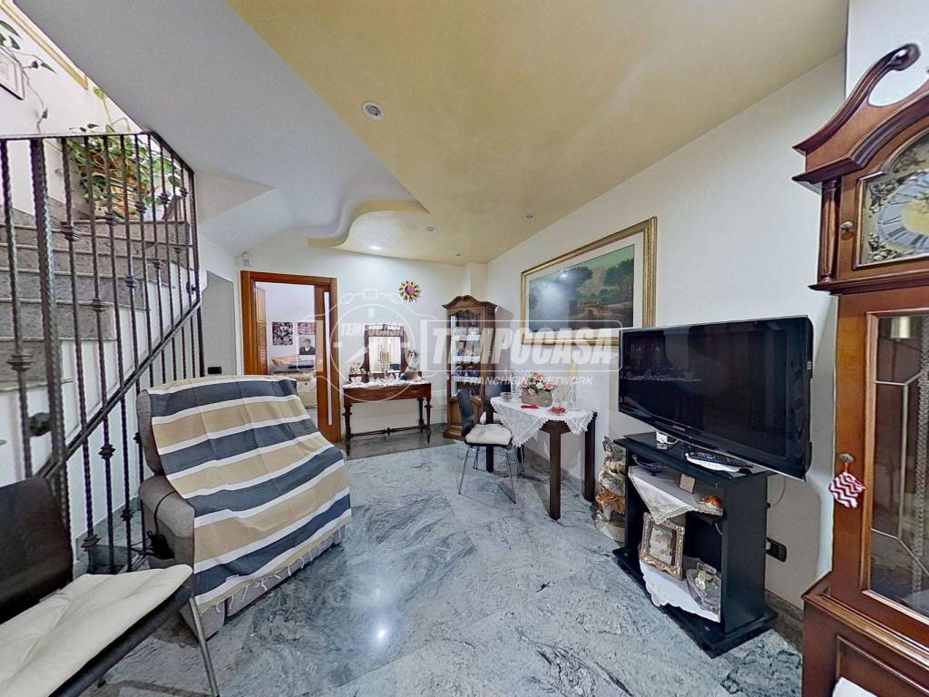 Casa indipendente a Triggiano in Via Savonarola 35 - Foto 2