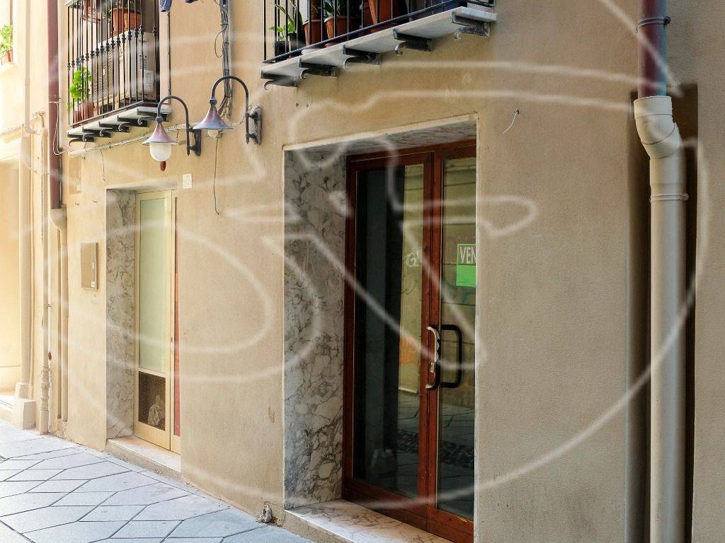 Immobile a Cagliari in Via Alberto La Marmora, 92 - Foto 2