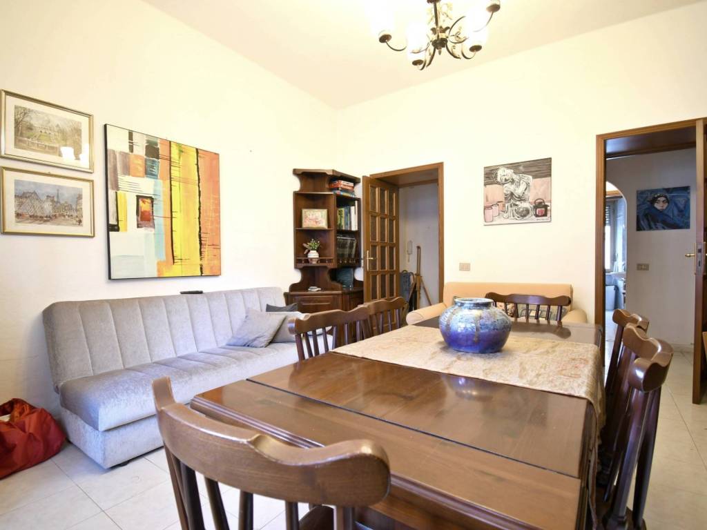 Appartamento a Cagliari in Piazza Baezza Roderigo, 13 - Foto 3