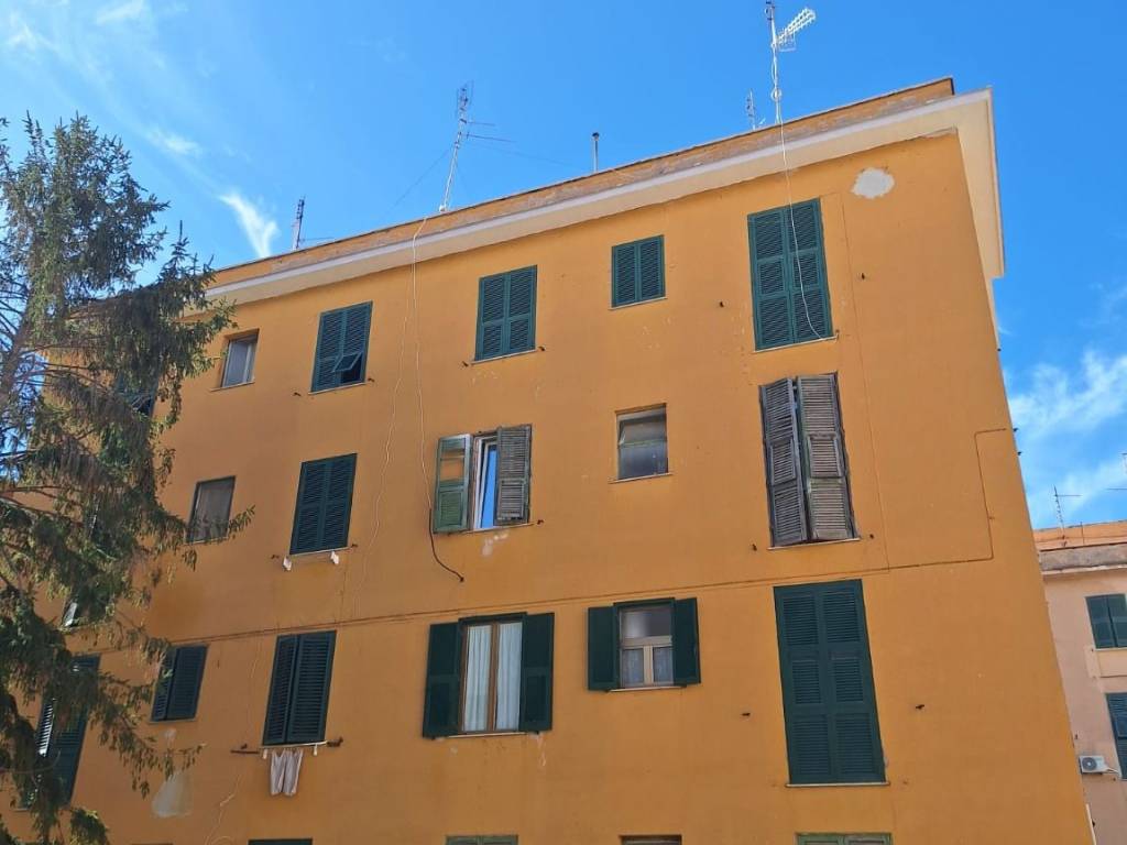 Appartamento a Civitavecchia in Via Achille Montanucci, 21 - Foto 2