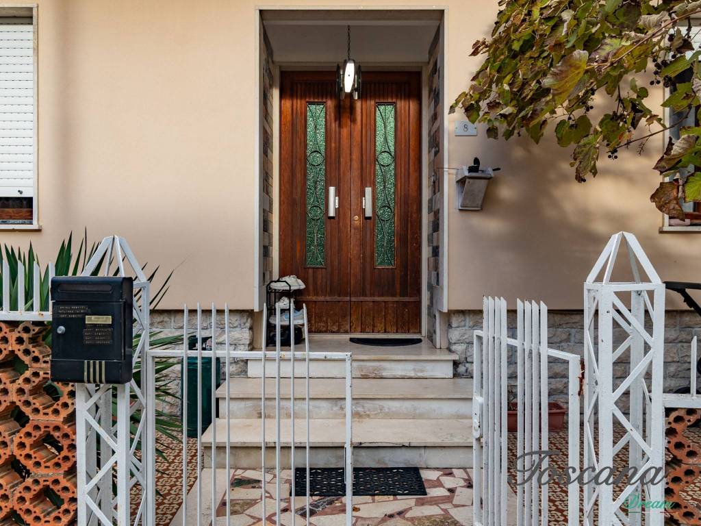 Villa a Castelnuovo di val di cecina in Via Renato Fucini, 8 - Foto 3