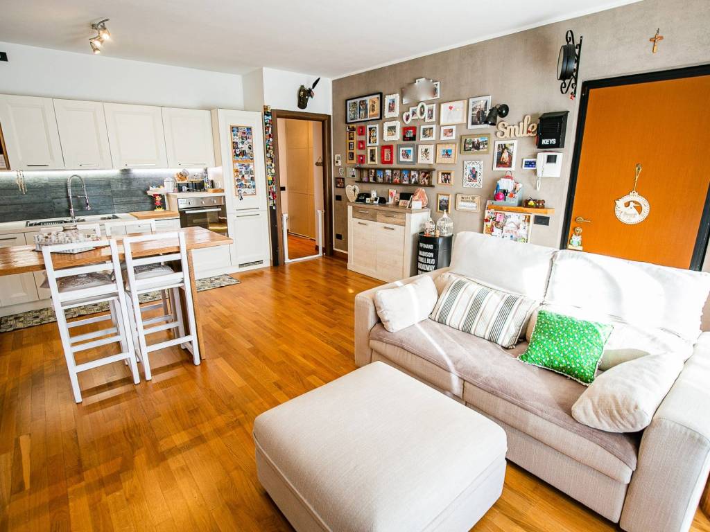 Appartamento a Malnate in Via Bruno Buozzi, 15 - Foto 3