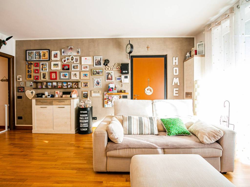 Appartamento a Malnate in Via Bruno Buozzi, 15 - Foto 4