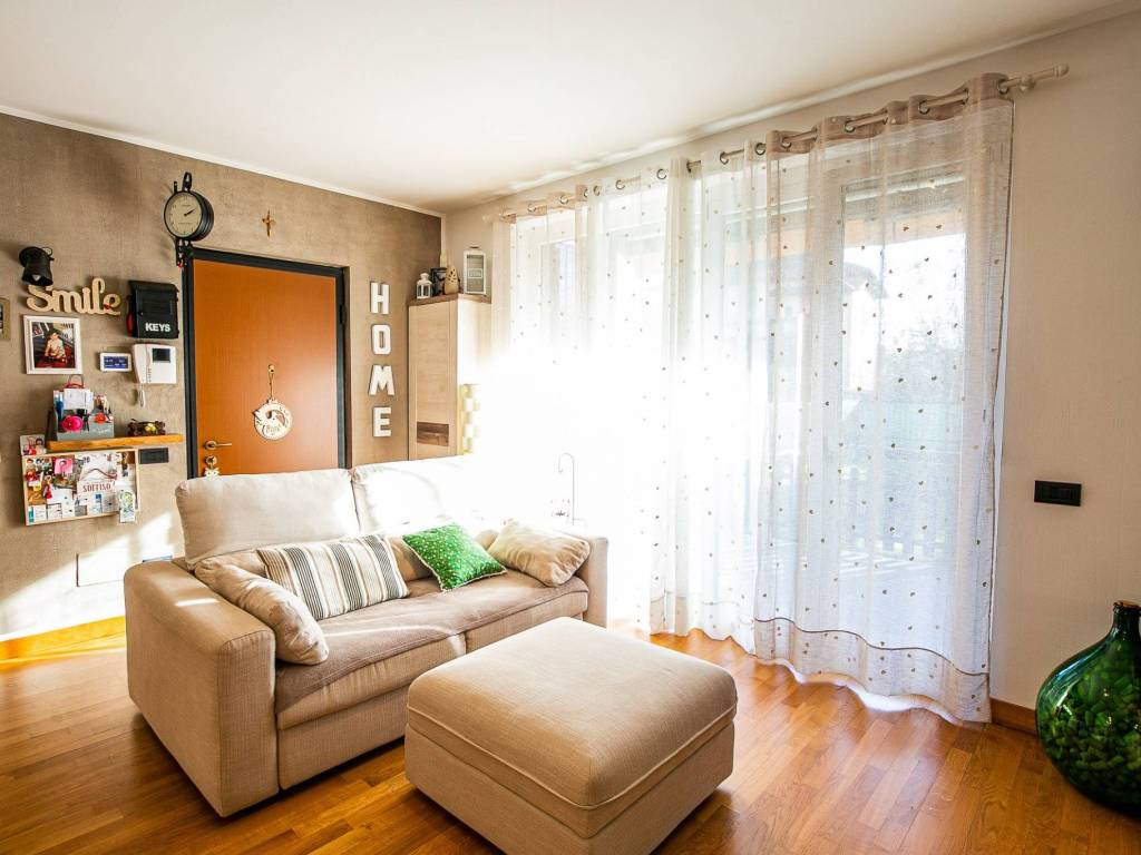 Appartamento a Malnate in Via Bruno Buozzi, 15 - Foto 5