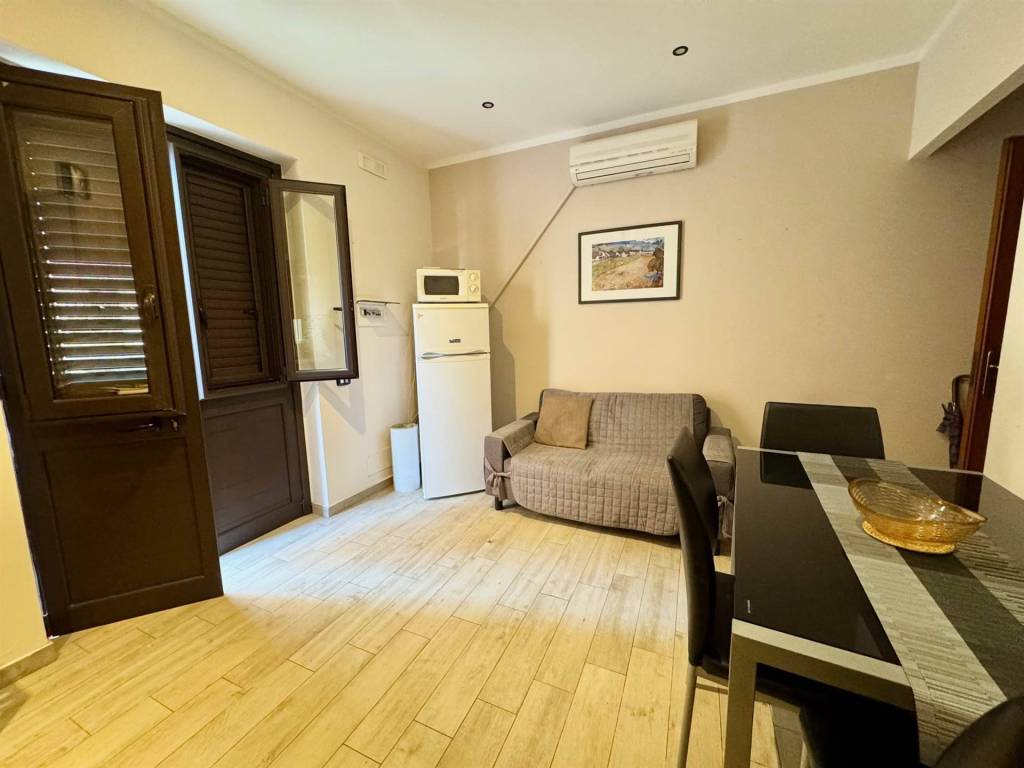 Appartamento a Campofelice di roccella in Via Vittorio Emanuele - Foto 5