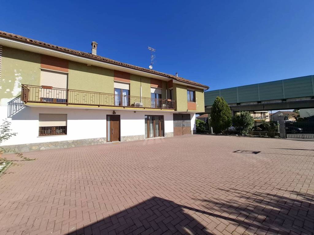 Casa indipendente a Govone in Via Alcide De Gasperi - Foto 3