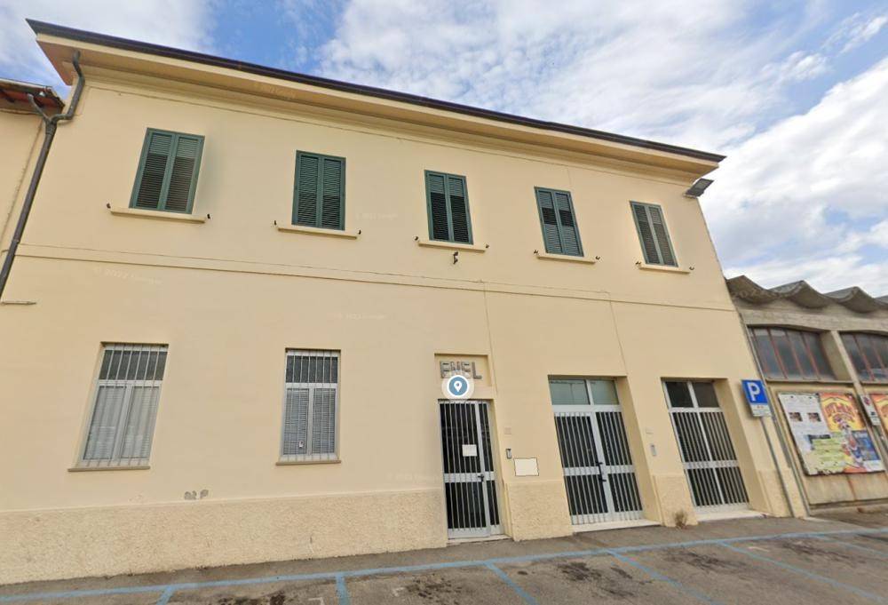 Palazzo / stabile a Montevarchi in Piazza XX Settembre 12 , - Foto 3