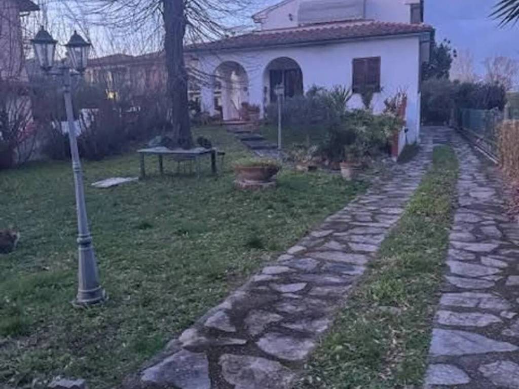 Villa a San giuliano terme in Via Carlo Marx Pontasserchi, 15 -1 - Foto 2