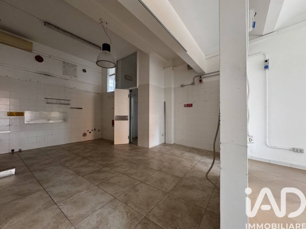 Immobile a Pesaro in Via VINCENZO ROSSI, 106 - Foto 3