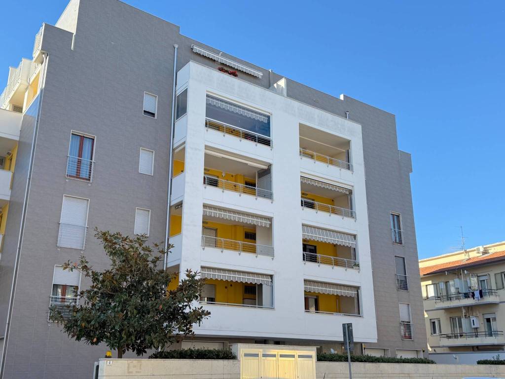Appartamento a Pescara in Via Francesco Filomusi Guelfi, 6 - Foto 2