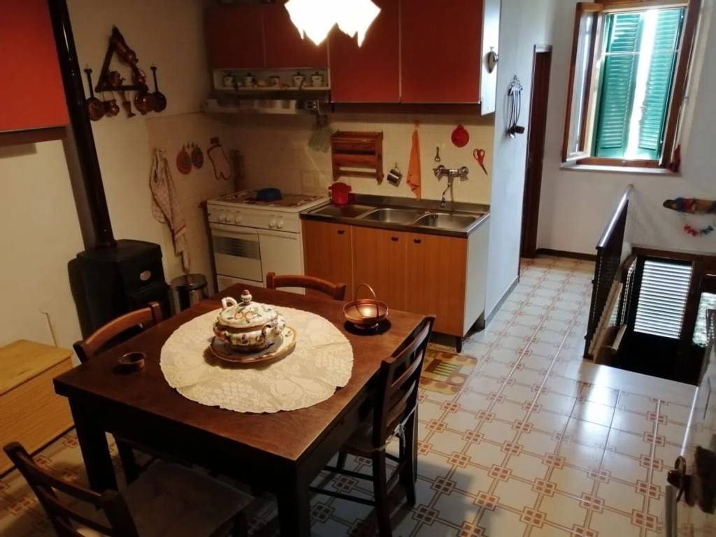 Appartamento a Roccastrada in Piazza Padella, 9 - Foto 4