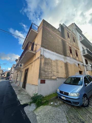 Casa indipendente a Castellammare del golfo in Via Mirandola - Foto 2