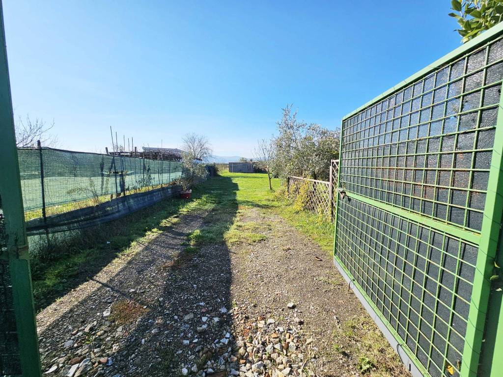 Terreno a Prato in Via Traversa della Rugea - Foto 2