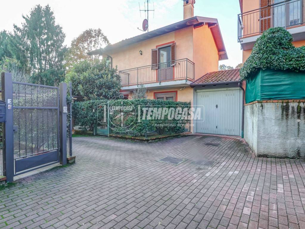 Villa a Varallo pombia in Via Comunale - Foto 2