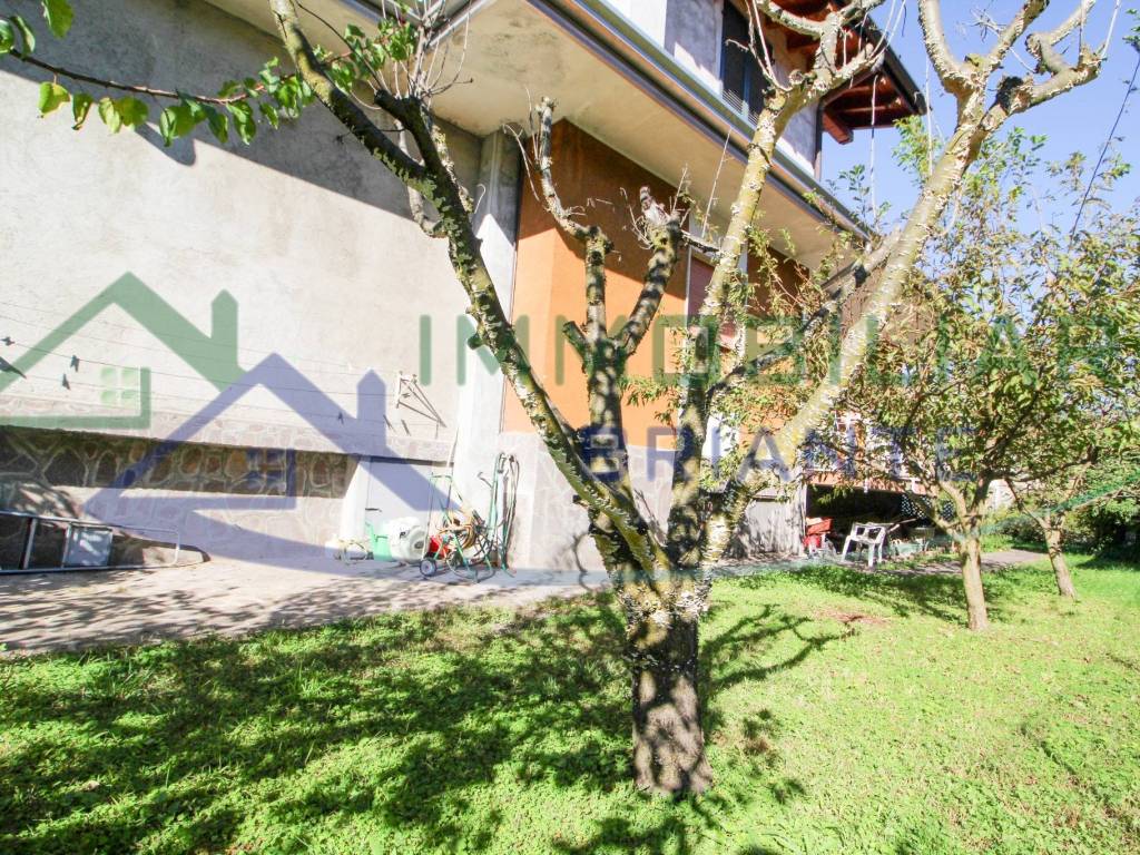 Villa a Somma lombardo in Via Gaetano Donizetti - Foto 2