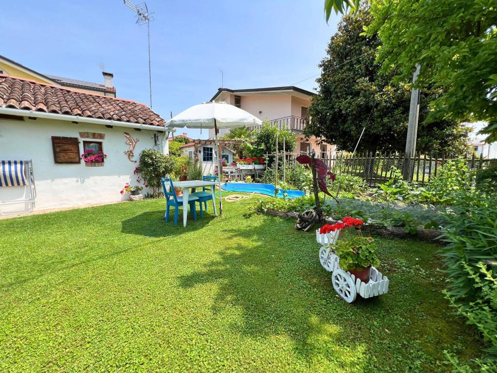 Villa a Roncade in Via Ugo Foscolo - Foto 3