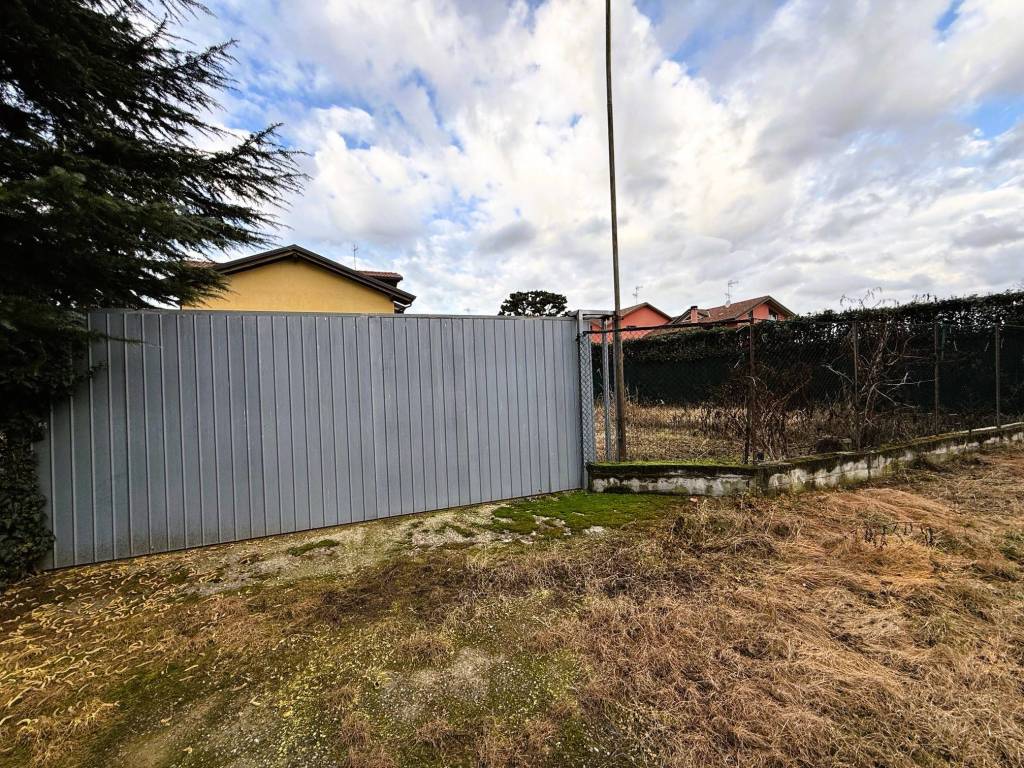 Terreno a Marcallo con casone - Foto 3