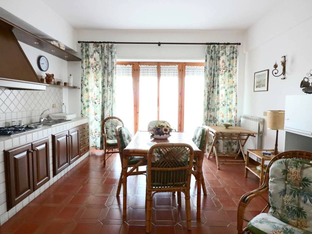 Appartamento a Ronciglione in Via Capranica, 3 - Foto 3