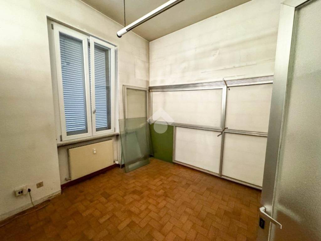 Immobile a Lecco in Via Adamello, 19 - Foto 4