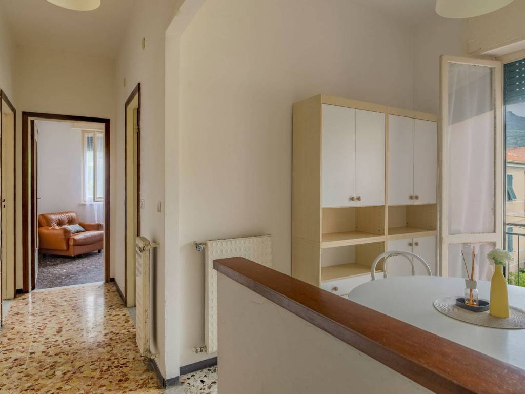 Appartamento a Finale ligure in Via Lungo Sciusa, 30 - Foto 3