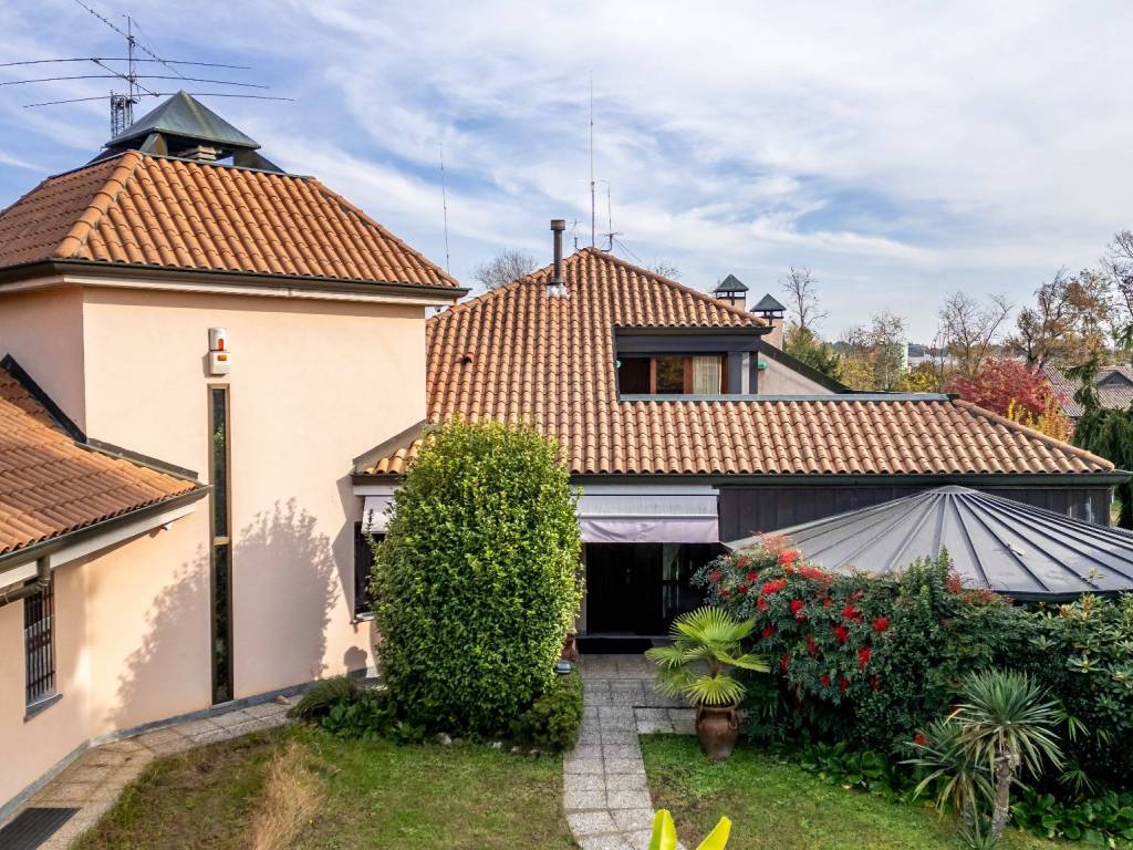 Villa a Sumirago in Via San Pietro - Foto 2