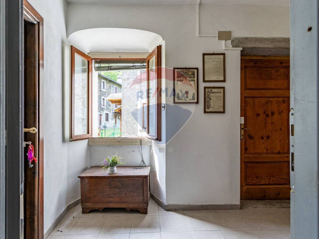 Appartamento a Morbegno in via Arzo - Foto 2