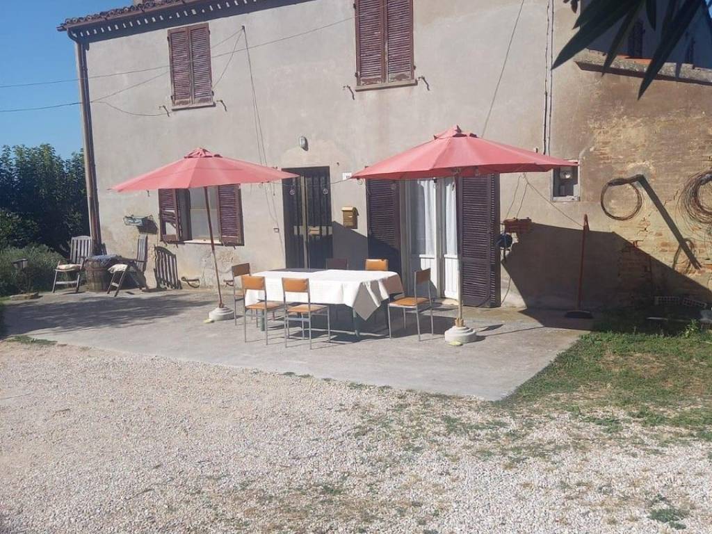 Rustico / casale a Mombaroccio in mombaroccio - Foto 4