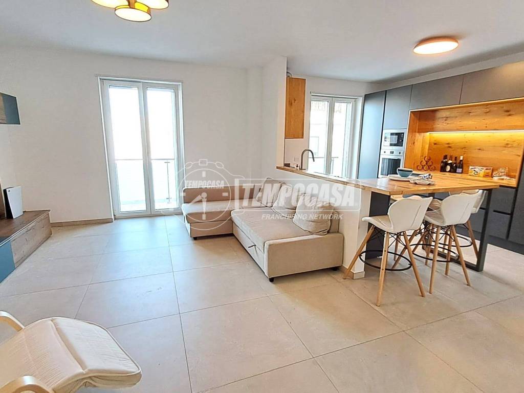 Appartamento a Adelfia in Via Duca d'Aosta, 30 - Foto 4