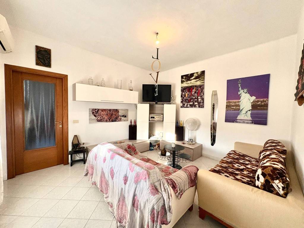 Appartamento a Cremona in Via Manini, 54 - Foto 4