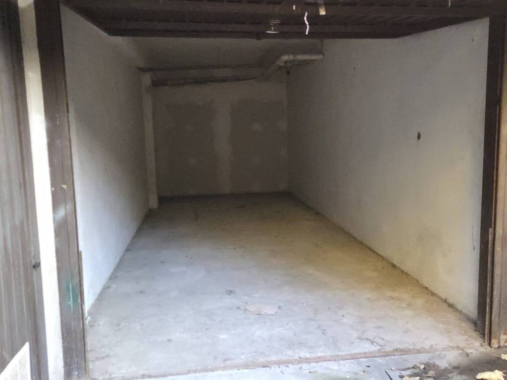 Box / garage a Udine in Via Piazza d'Armi, 68 - Foto 2