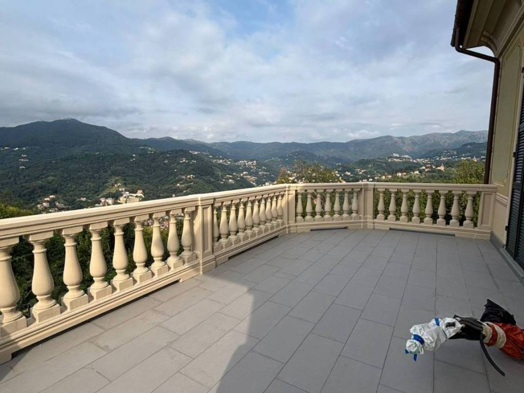 Villa a Serra riccò in Via Costa Favareto, 4 - Foto 4
