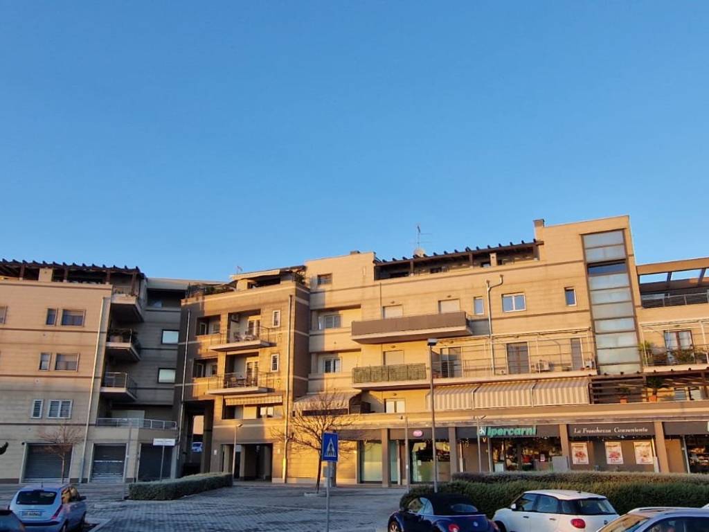 Attico / mansarda a Genzano di roma in Via Giuseppina Distinti - Foto 5