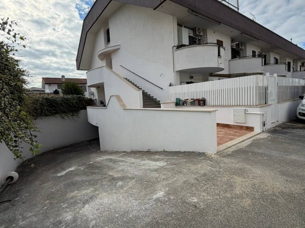 Appartamento a Cerveteri in VIA MARZABOTTO - Foto 2