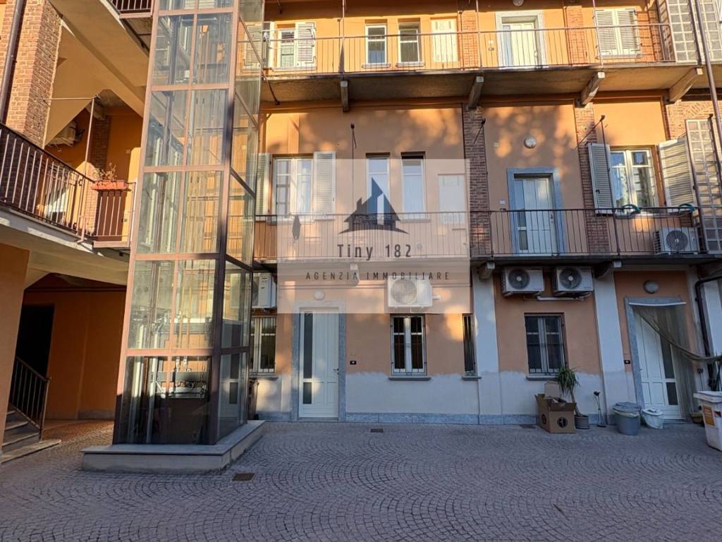 Appartamento a Bra in Via Vittorio Emanuele II, 180 - Foto 2
