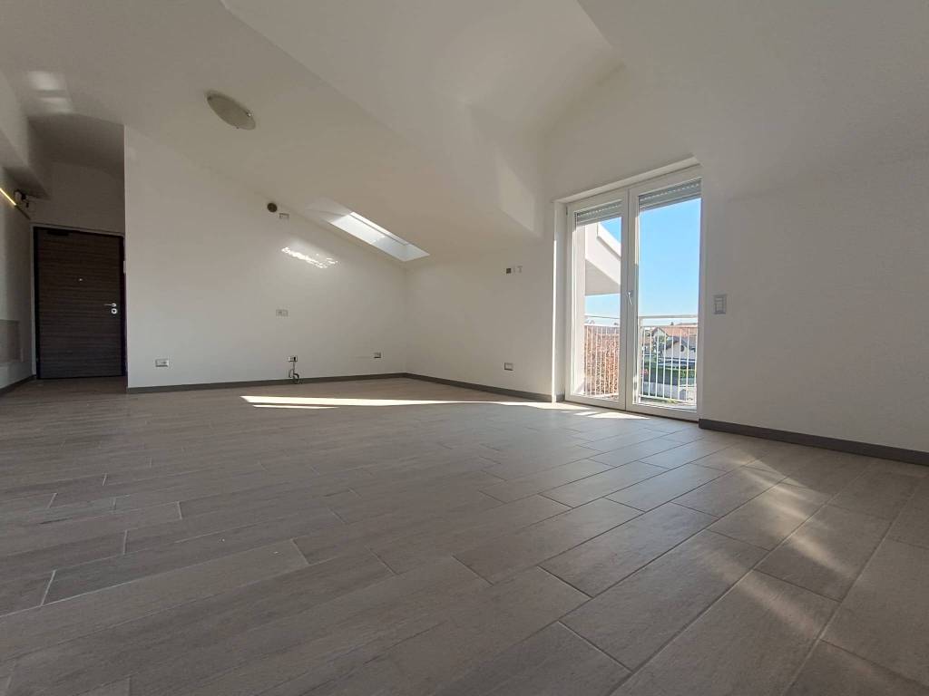 Appartamento a Gerenzano in Via Inglesina - Foto 5