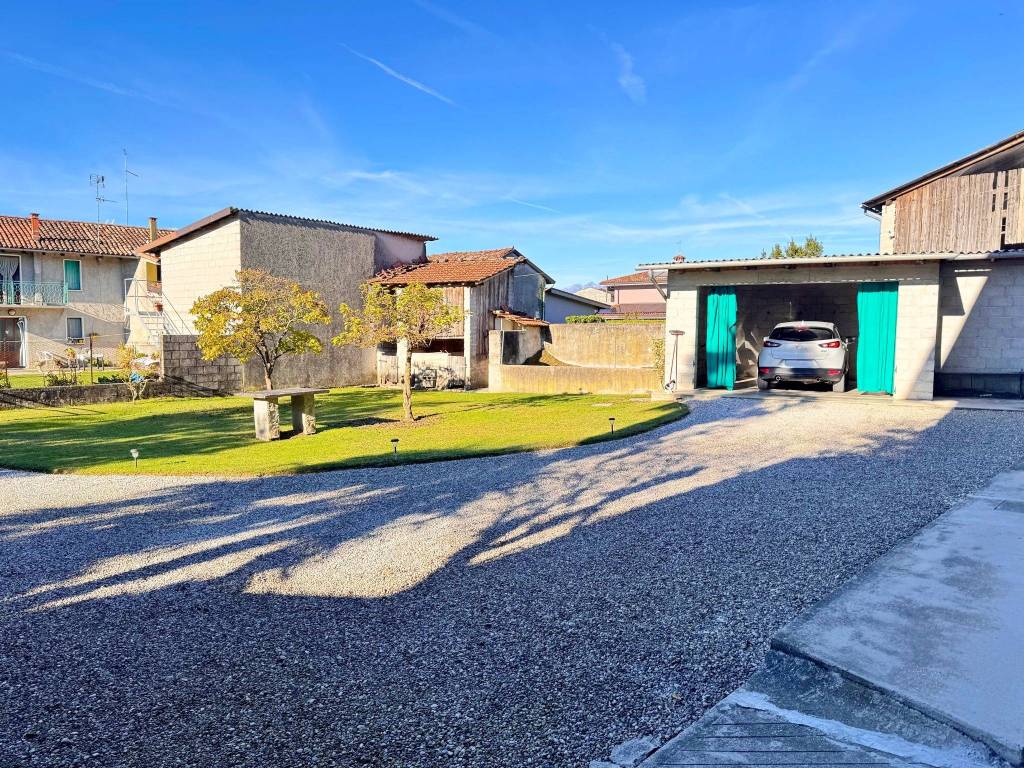 Rustico / casale a Valvasone arzene in Via della Villa, 53 - Foto 2