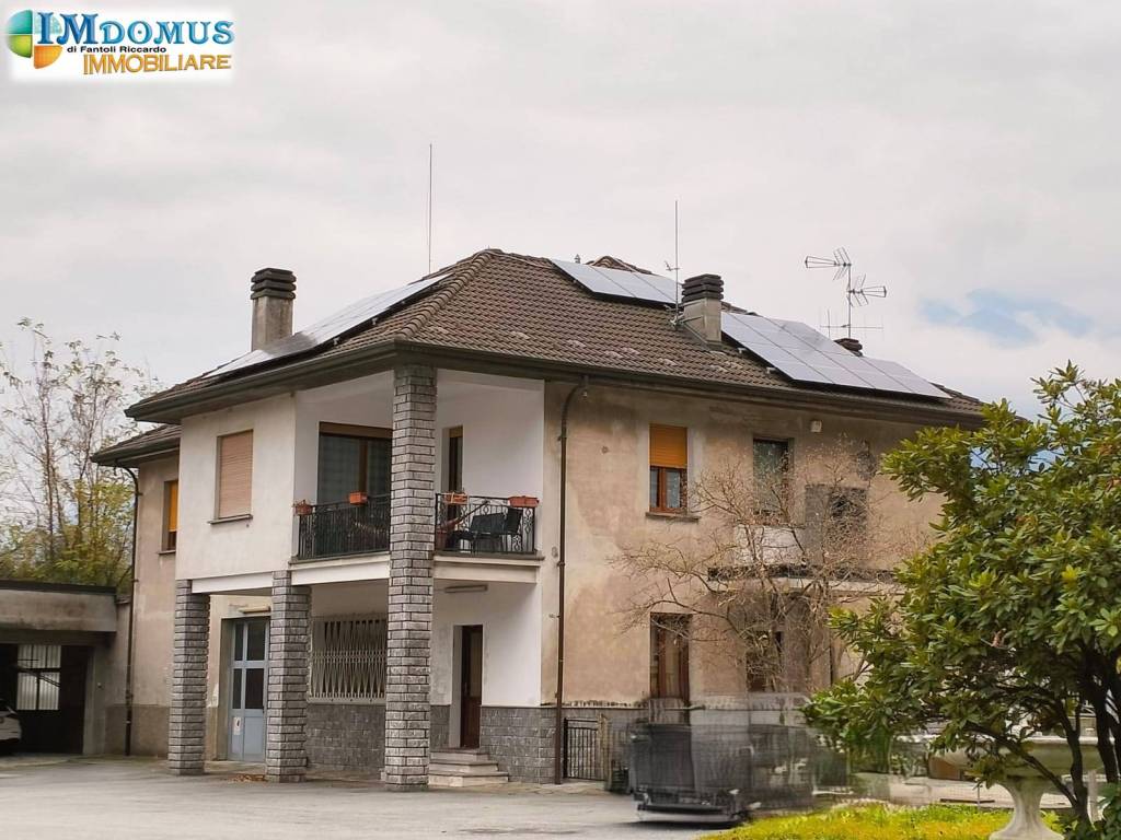 Villa a Piedimulera in Via Martiri dell'Alpe Meccia - Foto 5
