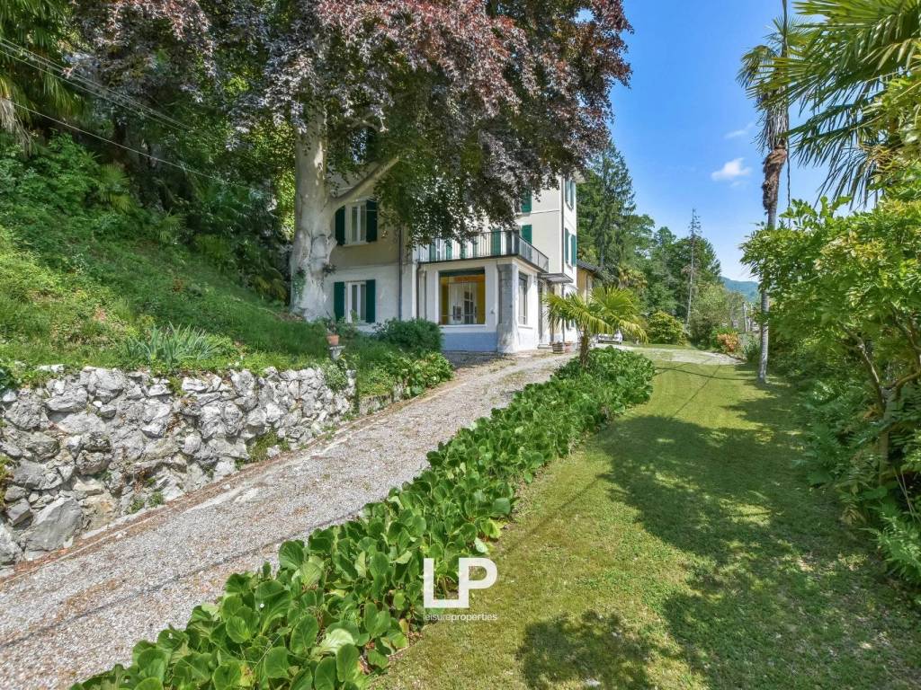 Villa a Varese in Via Salve Regina - Foto 3